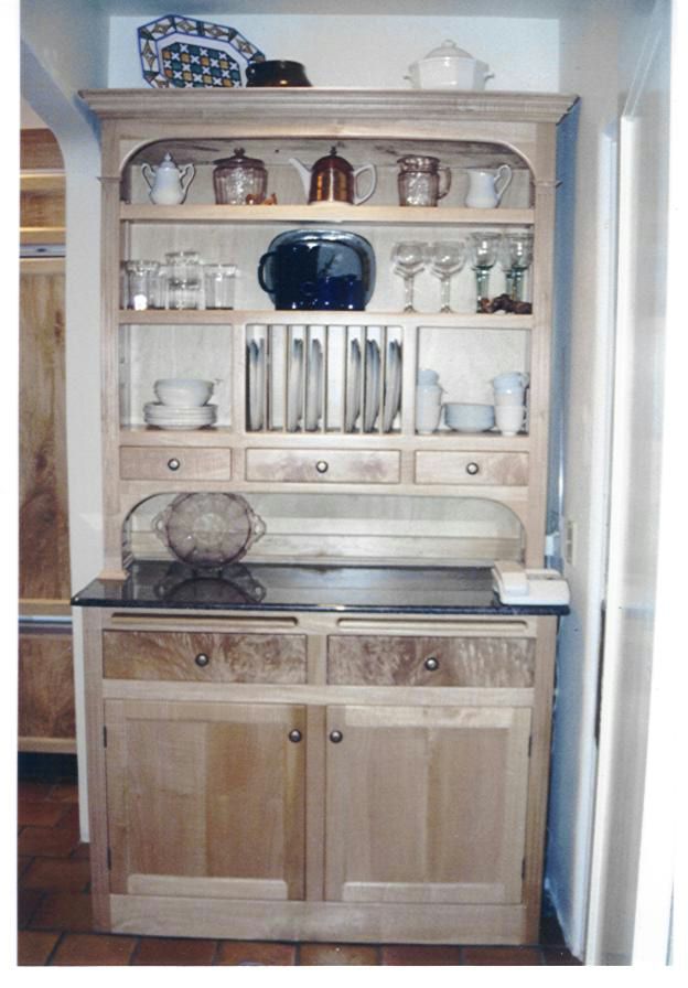 Maple Craftsman Hutch